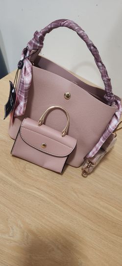 Cross shoulder purse with mini wallet