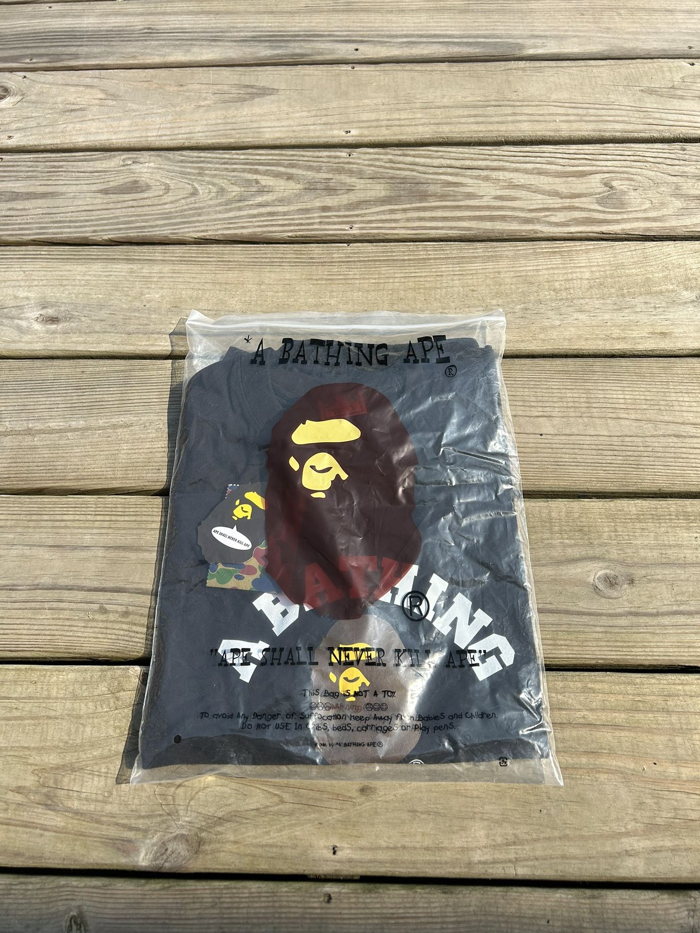 BAPE SHIRT SIZE LARGE
