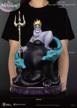 Disney Ursula big fig statue little mermaid