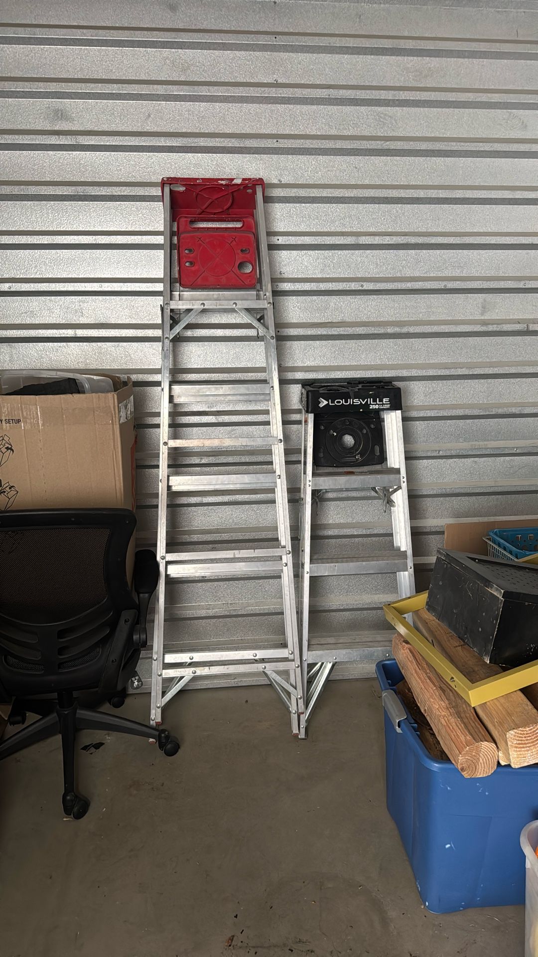 2 Ladders