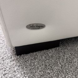Sofia vergera white leather recliner