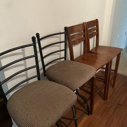 Furniture  -Free Del In Sav Area To Porch