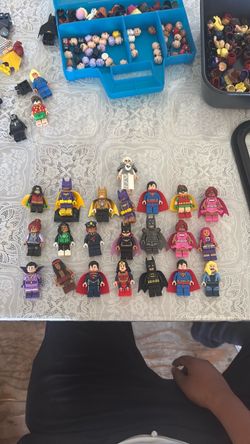 Lego authentic DC Heroes