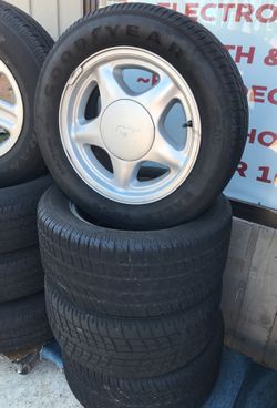 16” mustang rims 4 lugs