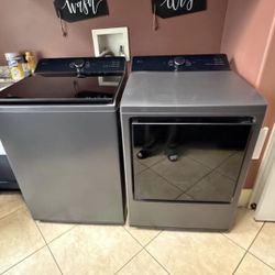 LG Smart Washer And Gas Dryer 
