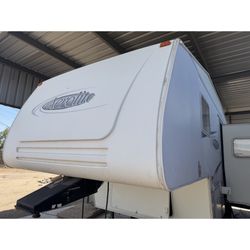 5th Wheel Travel Trailer  24 Ft