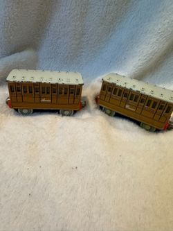 Thomas & Friends Take Along Annie & Clarabel Passenger Coach Diecast Train Pair