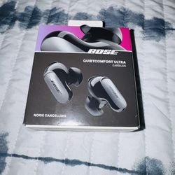 Bosé Ultra Sound  Ear Buds 
