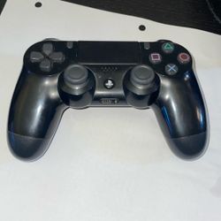 PS4 Controller