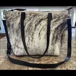 Santiago Medium Bag - New!