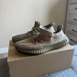 Yeezy 350 Sand Taupe Used Size 11.5 M/ 13 W 🔥🔥🔥