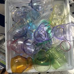 Anthropologie Colored / Iridescent Glassware Set – Barely Used ✨