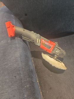 Milwaukee polisher