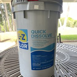 E-Z CLOR Fast Dissolving Chlorine Granules 50 Pounds Brand New Never