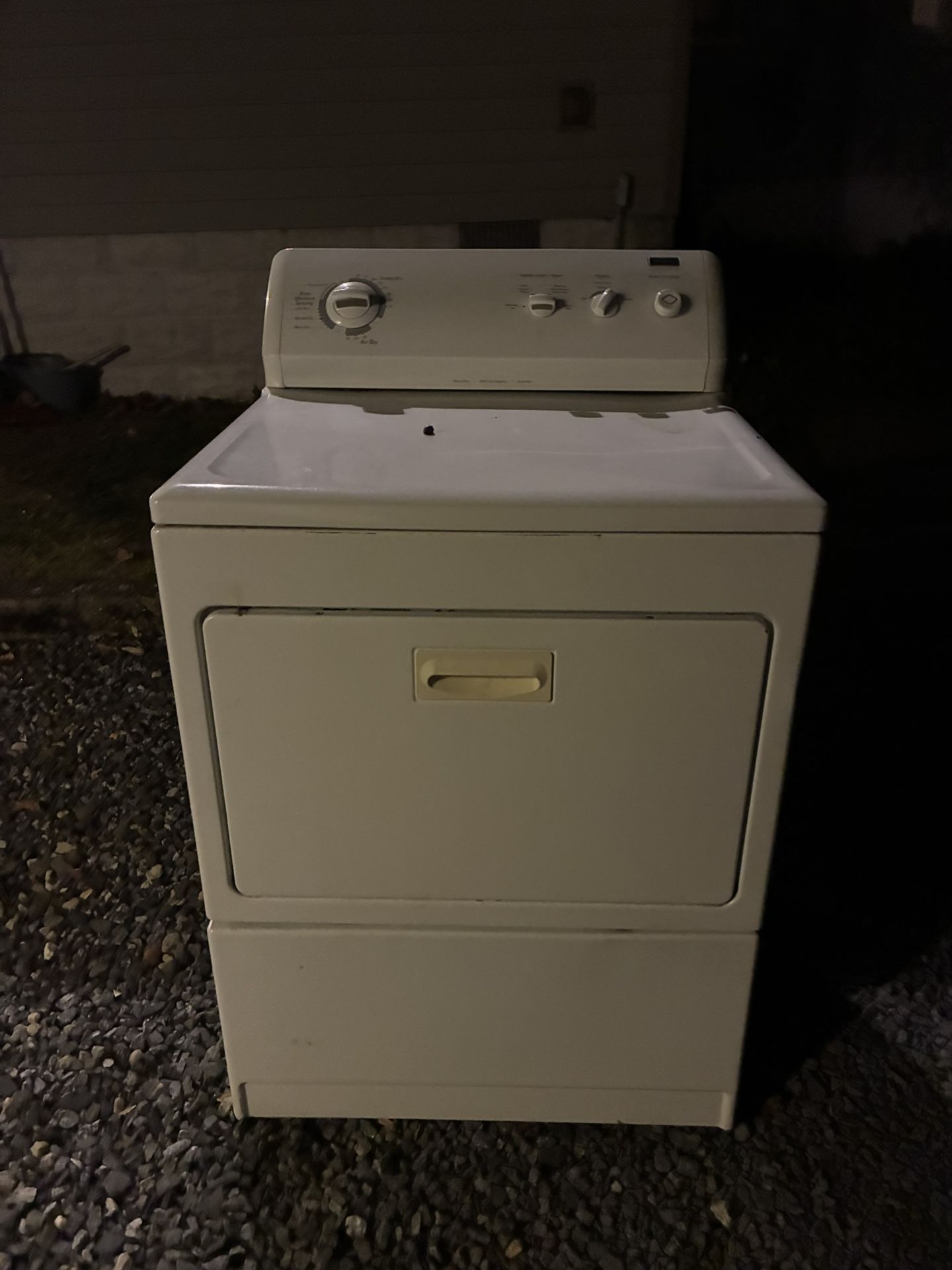 Electric dryer