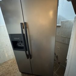 Refrigerator Fridge Kitchen Whirpool 
