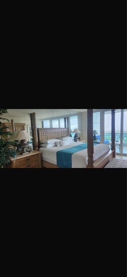 Bedroom set