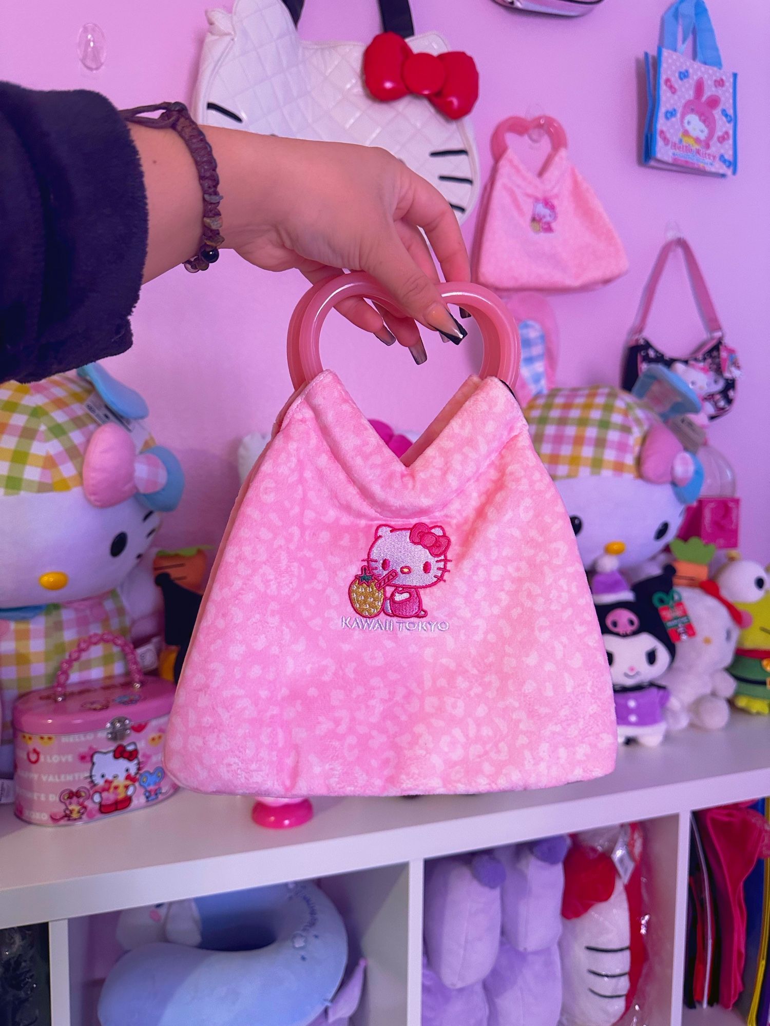 HK Pink Heart Handle Purse