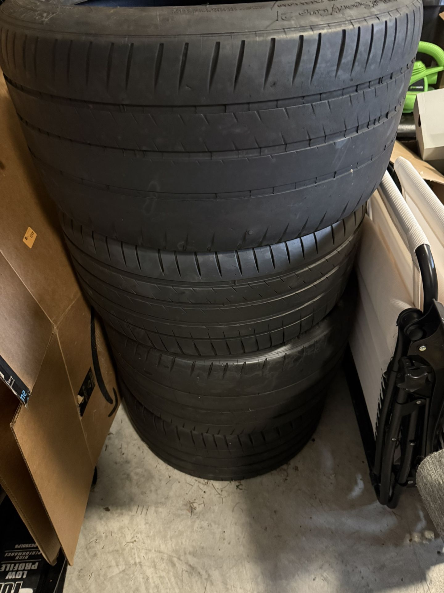 Set Of 4 Michelin Sport Cup 2 Tires 305/35ZR19