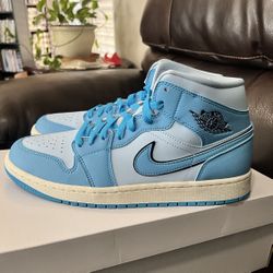 Air Jordan 1 Retro Mid SE “Ice Blue” 🧊