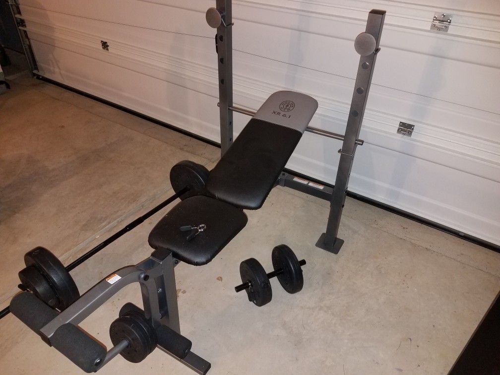 Gold's Gym XR 6.1 weight bench.