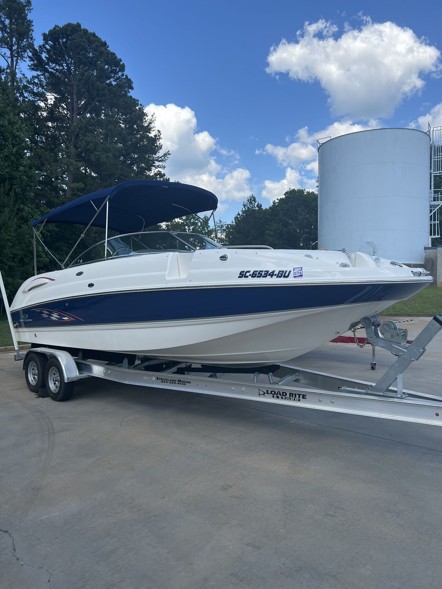 Chaparral Model 274 Sun 2006 - 28 Foot - Only 250 Hours
