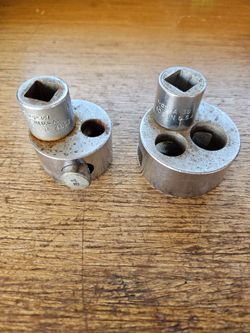 Snap-on stud removers