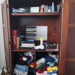 Armoire/TV Stand