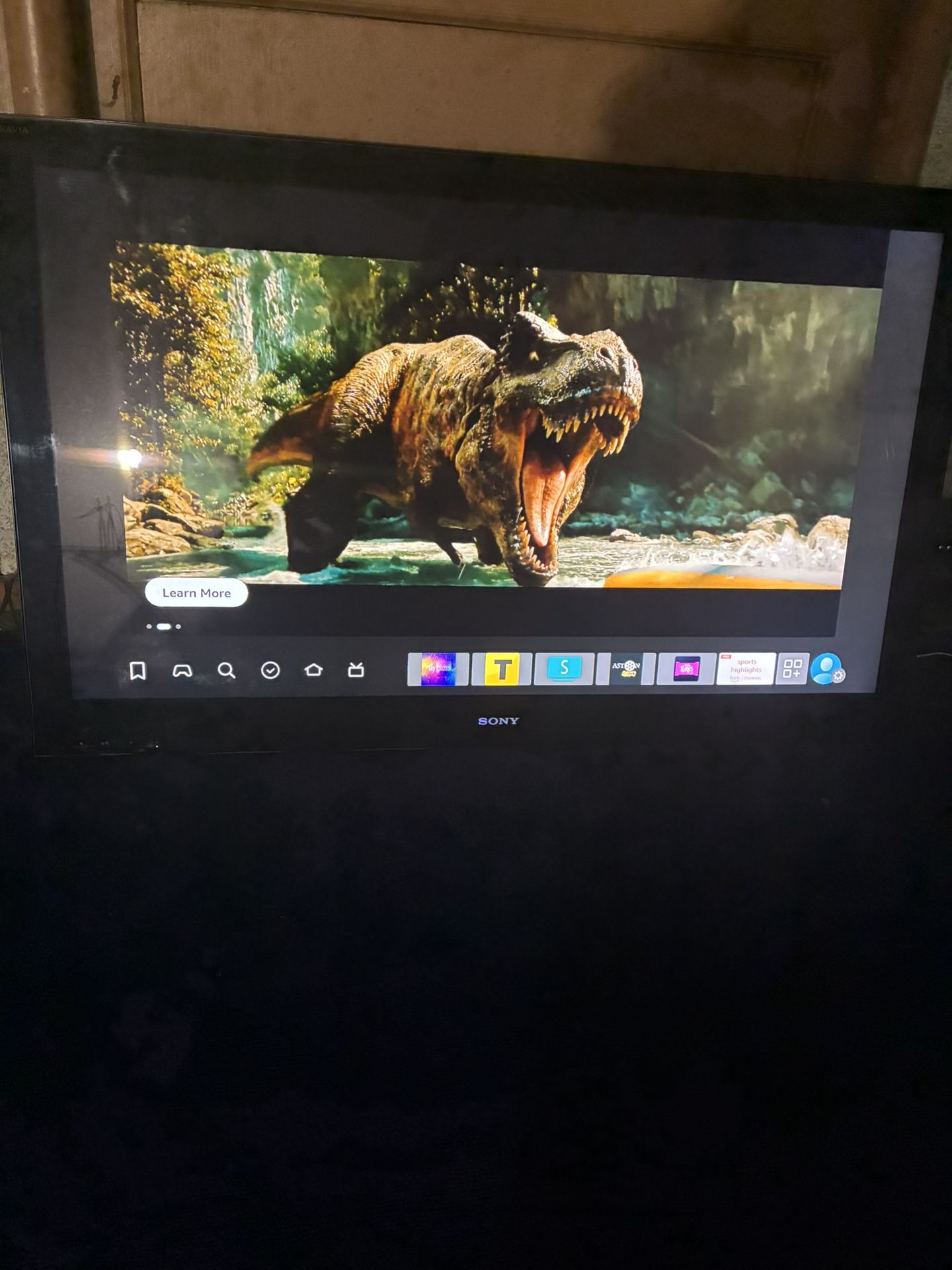 Sony T.v 52 Inches 