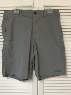 Patagonia Mens Gray Wavefarer Flat Front Shorts - Size 34 - VGUC