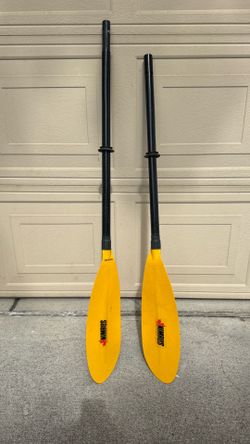 Touring kayak paddle
