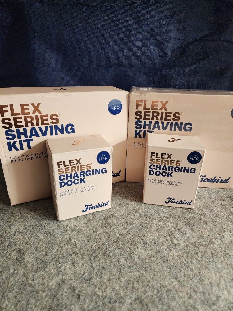 Shaver and charging port