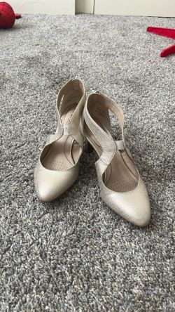 Gold Heels -Life Stride