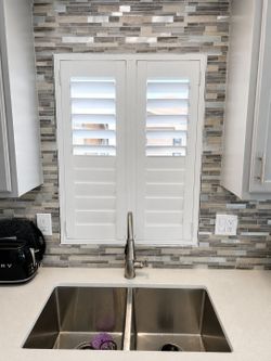 Window Shutters, Interior Shutters, Custom Plantation Shutters 909-681-7003