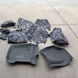 F350 Front Seats ,with Center Console, Covers And Front Floor Mats