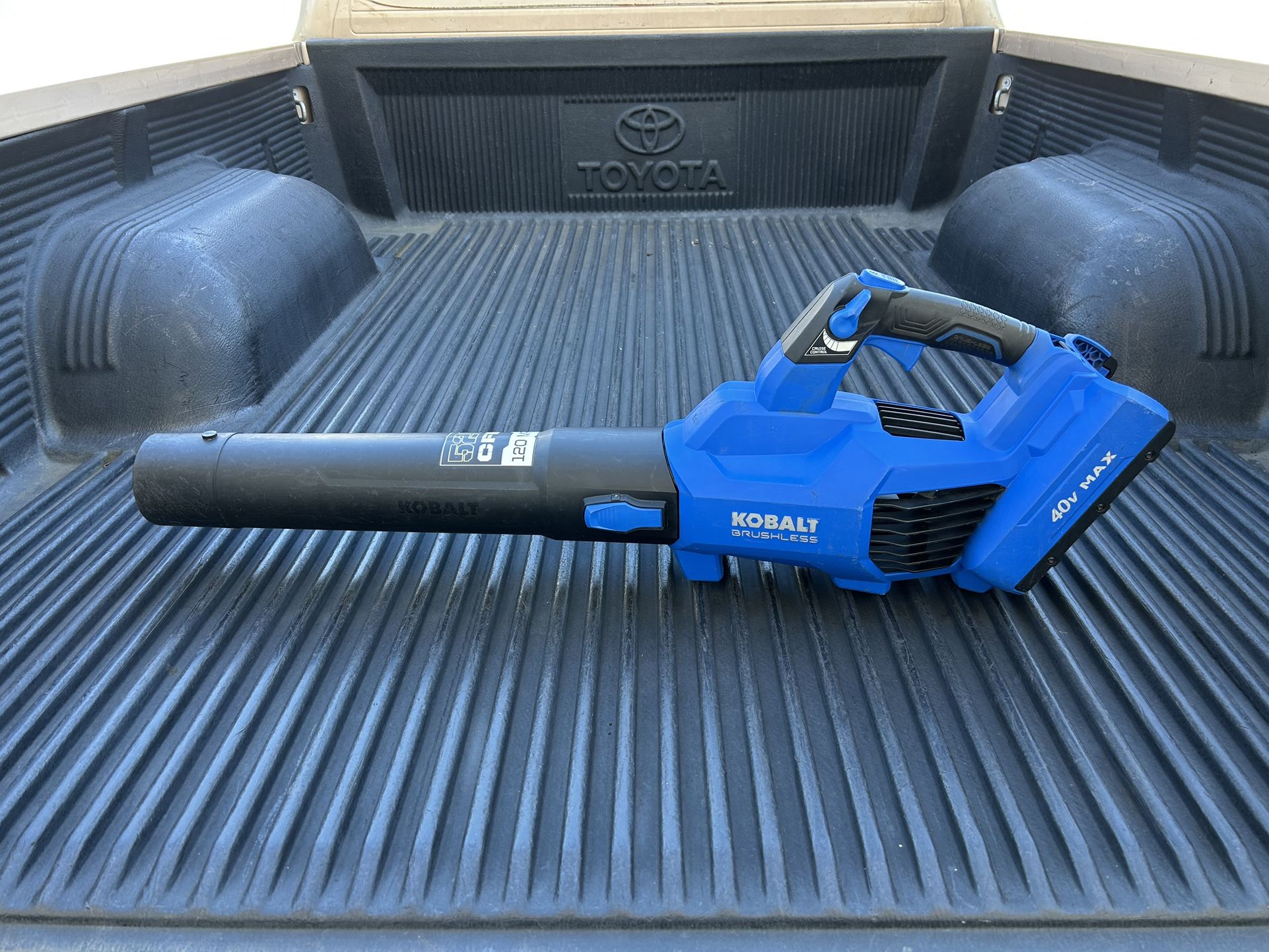 Kobalt Gen4 40-volt 520-CFM 120-MPH Battery Handheld Leaf Blower (TOOL ONLY)