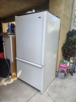 Refrigerator Amana Good Condition