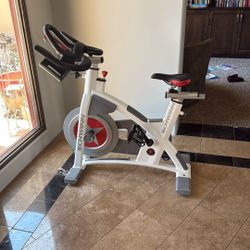 Schwinn AC Performance Plus Indoor Cycle