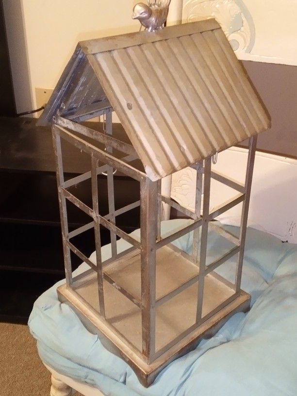 Cracker Barrel Metal Terrarium