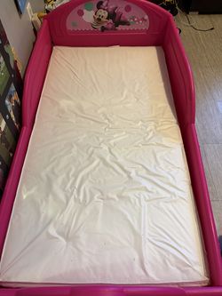 Minnie Mouse Kids Bed
