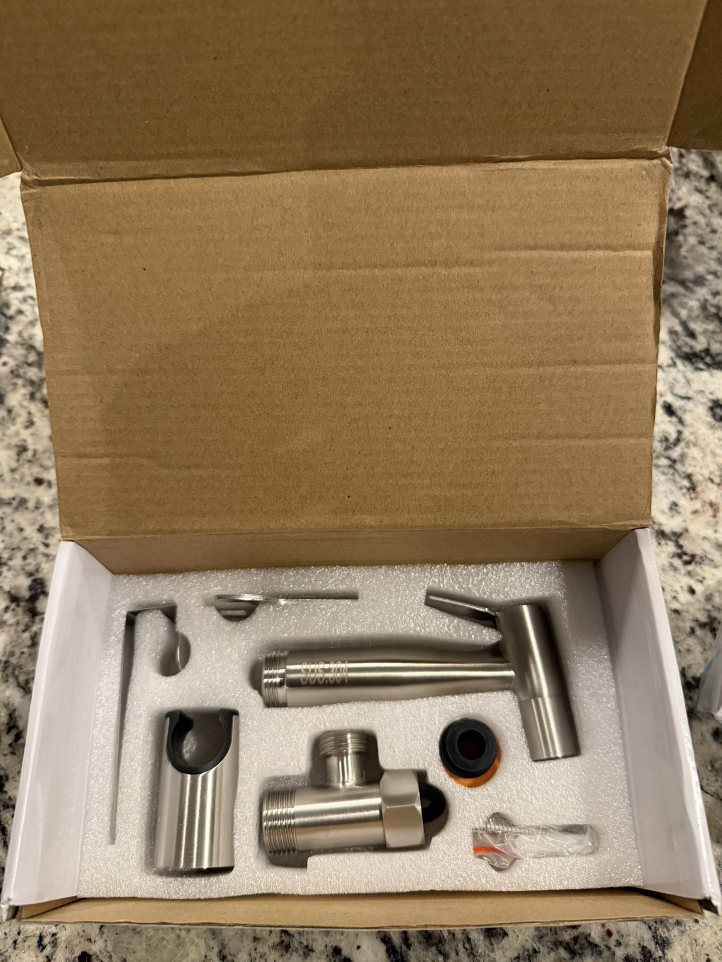 Handheld bidet set
