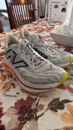 New balance running shoes size 8.5