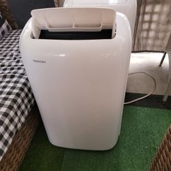 Toshiba 12,000 BTU Ac Unit