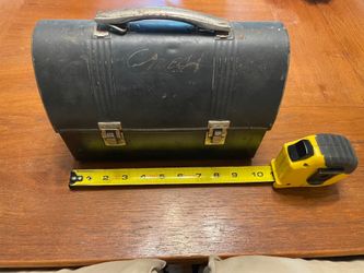 REDUCED Metal Lunch Box 10”