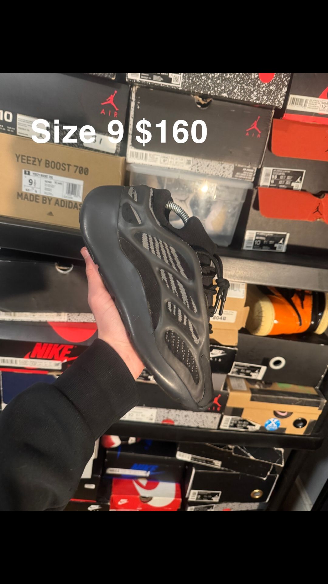 Yeezy 700 Alvah Size 9 $160