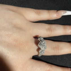 14kt White Gold Diamond Ring 