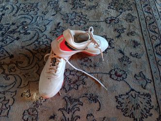 Nike Size 8 Womens