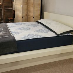 White Eastern King Platform Bed