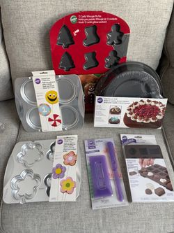 Wilton Baking Pans and Tools Bundle