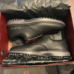 Sunday Red Pioneer Willow Size 10.5